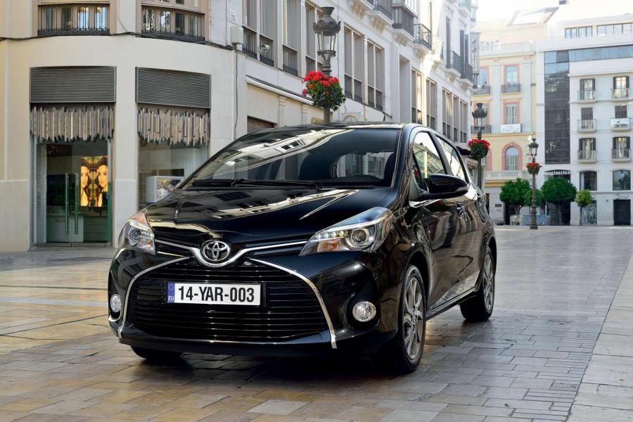  Toyota Yaris 2014 года  (фото 3 из 22)